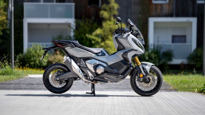 Honda X-ADV 2021 sát cánh cùng Honda SH, Vision