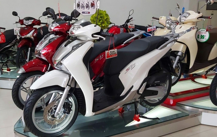 Honda SH giảm giá mạnh, giá xe Honda SH 2019 gây sốc