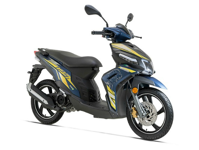 Benelli VZ125i cạnh tranh Honda Air Blade 125, Honda Vision