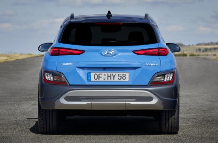 Hyundai Kona bản mới lộ diện đẹp đến khó tin, quyết 'ăn thua' với Toyota Corolla Cross, Kia Seltos