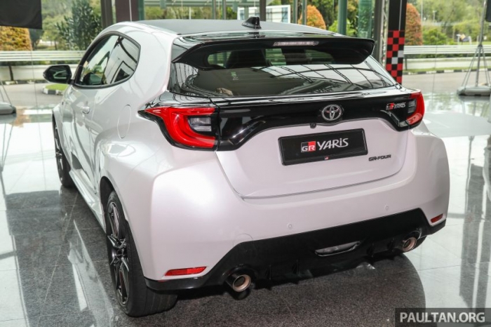 Vừa mở bán, Toyota GP Yaris 2021 cháy hàng với giá 814 triệu đồng