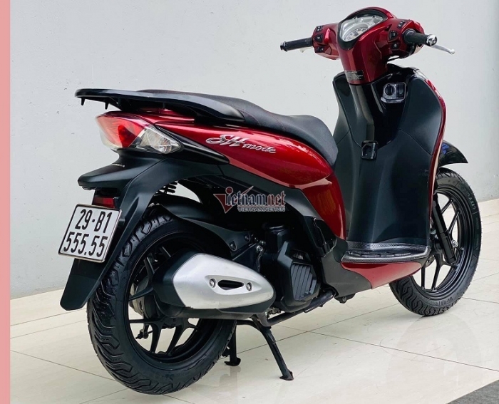 Chiếc Honda SH Mode có giá lên tới 200 triệu, đắt gấp đôi Honda SH 150i đời mới chỉ vì lí do này