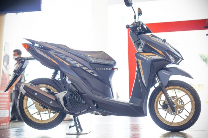 Cận cảnh Honda Vario 125 2021 vừa về đại lý: Giá 33 triệu, thiết kế khiến khách Việt mê mẩn