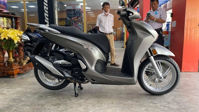 Honda SH 350i giá 'mềm' sắp được mở bán chính hãng tại Việt Nam, 'đe nẹt' vị thế của SH 150i?