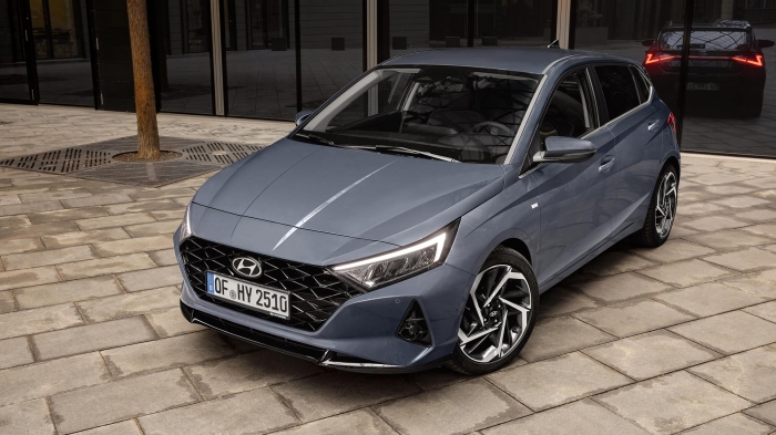 Hyundai i20 phiên bản giá rẻ bất ngờ về đại lý, dân tình mong ngóng ngày tậu xe