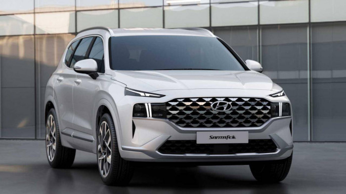 Hyundai SantaFe 2022 có thêm phiên bản mới giá 742 triệu đồng, thông tin ban đầu gây bất ngờ