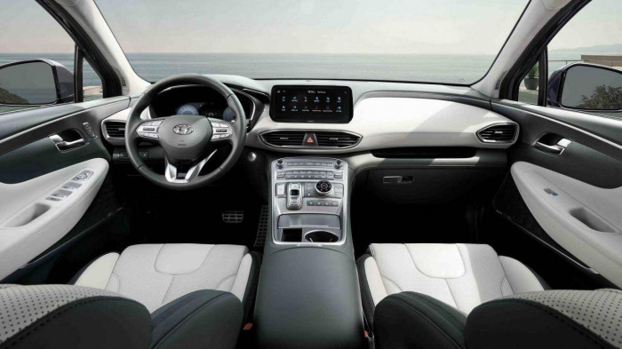 Hyundai SantaFe 2022 có thêm phiên bản mới giá 742 triệu đồng, thông tin ban đầu gây bất ngờ