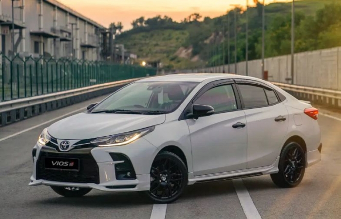 Toyota Vios 2021 nhận ưu đãi khủng đầu tháng 8, mức giá mới cạnh tranh cực gắt với Hyundai Accent