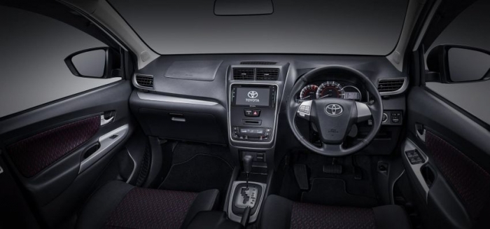 Mẫu MPV đẹp long lanh của Toyota ra mắt, giá chỉ 352 triệu khiến Mitsubishi Xpander 'khóc thét' 