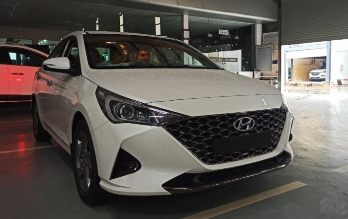 Hyundai Accent 2021 bất ngờ giảm giá sốc, xuống chỉ còn 416 triệu khiến Toyota Vios 'khóc thét'