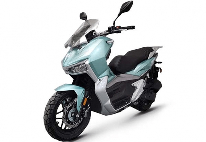 Honda Air Blade 'chạm trán' đối thủ mới: Thiết kế tương đồng Honda ADV 150, giá chưa đến 46 triệu