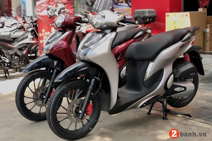 Giá xe Honda SH Mode 2022 bất ngờ giảm mạnh tới gần 10 triệu, cơ hội có một không hai của khách Việt