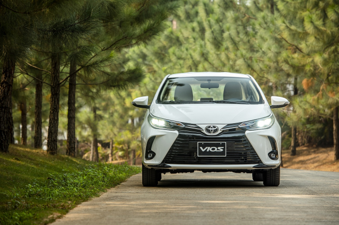 Đại lý 'đánh úp' khách Việt khi tung hàng loạt ưu đãi giá trị cho Toyota Vios 2022 trong đầu tháng 9
