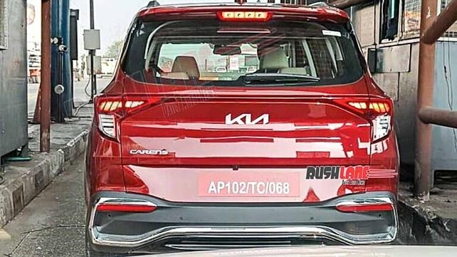 Đối thủ giá 451 triệu của Mitsubishi Xpander về đại lý, thiết kế đẹp lấn át loạt xe cùng phân khúc