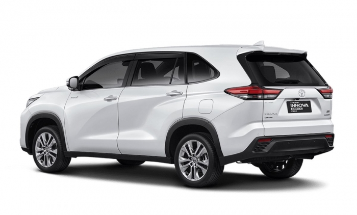 Toyota Innova 2023 'thoát ế', nhận hàng nghìn đơn đặt hàng nhờ màn 'lột xác' ấn tượng