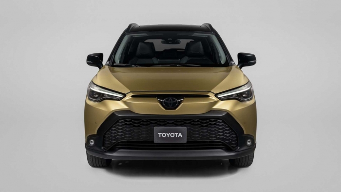 Toyota Corolla Cross 2023 bản hybrid gây sốt với loạt nâng cấp đáng tiền