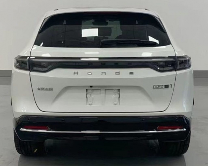 Honda HR-V 2022 có phiên bản mới giá 643 triệu, trang bị khiến Toyota Corolla Cross 'điêu đứng'