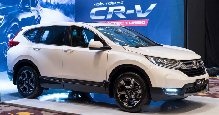 Honda CR-V nhận ưu đãi lên tới 250 triệu đồng, mức giá tại đại lý gây sức ép lên Hyundai Tucson