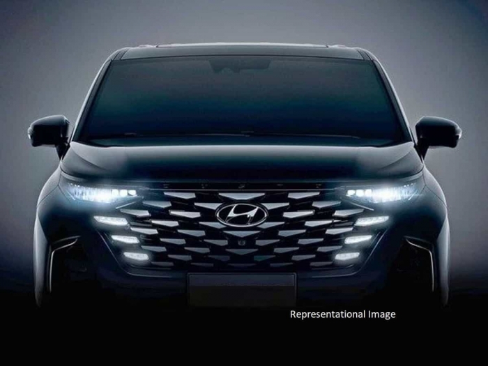 'Bóc tách' MPV Hyundai Stargazer sắp ra mắt: Dễ 'lật đổ' Mitsubishi Xpander, giá chưa đến 400 triệu