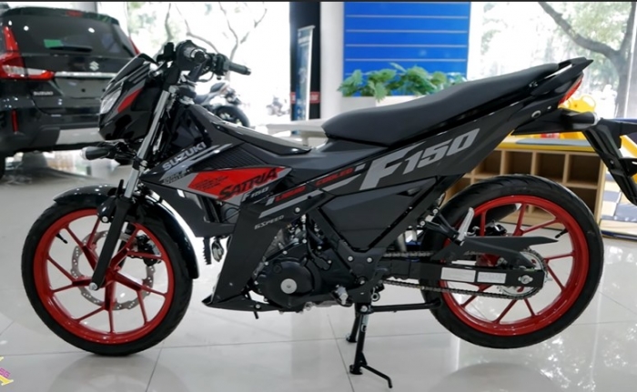 Cận cảnh mẫu xe côn tay mạnh hơn Honda Winner X, mới về đại lý với giá bán chiều lòng khách Việt