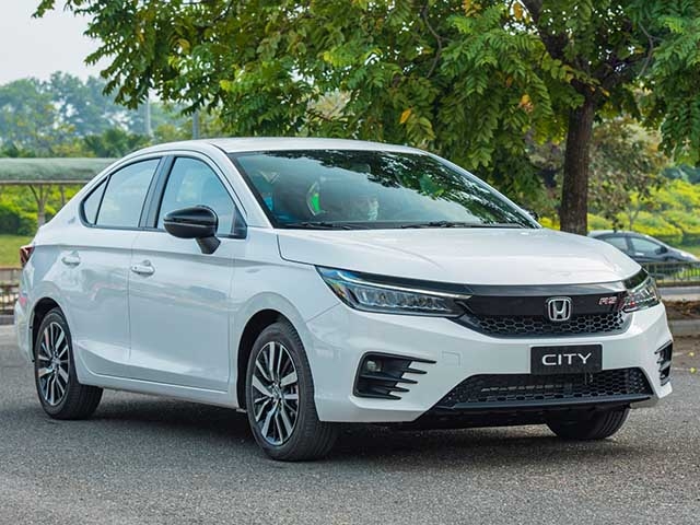 Honda City tung đòn 'đáp trả' Toyota Vios trong tháng 'cô hồn', giá lăn bánh 'chiều lòng' khách Việt