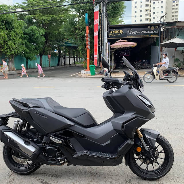 Mẫu xe Honda nhập Thái vừa về đại lý Việt đã có người mua, 'đè bẹp' Honda SH về thiết kế và trang bị