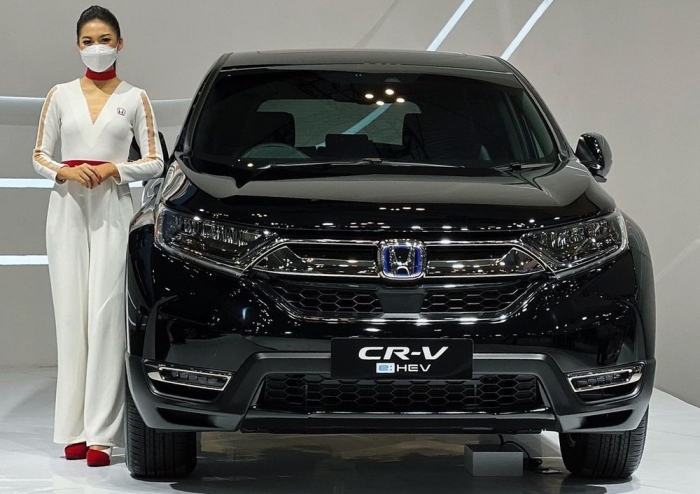 Honda CR-V e:HEV 2022 bản tiết kiệm xăng bất ngờ lộ diện, cận cảnh diện mạo thực tế đẹp mê mẩn