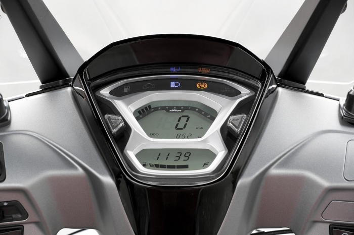 Honda SH Mode 2022 'thất sủng' trước mẫu xe giá 56 triệu mới, thiết kế sang trọng vượt xa đối thủ