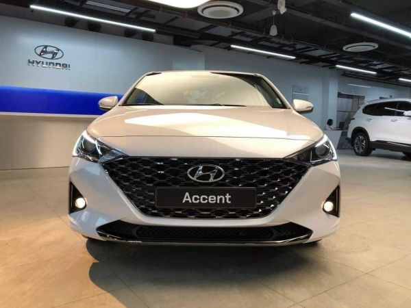 Hyundai Accent 2022 mạnh tay giảm giá dù đã qua tháng 'cô hồn', khiến Toyota Vios 'toát mồ hôi'