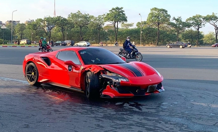 Danh tính tài xế lái Ferrari 488 trong vụ va chạm với xe máy tại Mỹ Đình