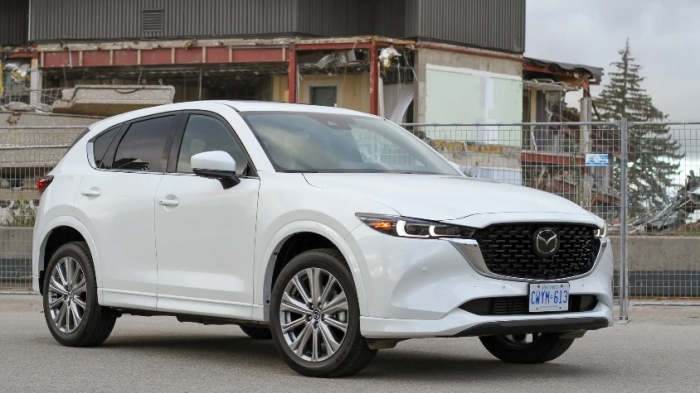 Tin xe trưa 17/1: Mazda CX-5 2023 chốt giá bán, làm khó Honda CR-V với mức giá chỉ 655 triệu đồng