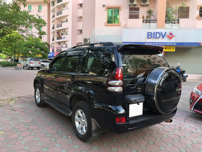 Xe ô tô cũ Toyota Land Cruiser Prado