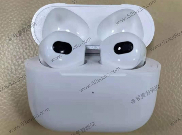 5390036_airpods-3-3