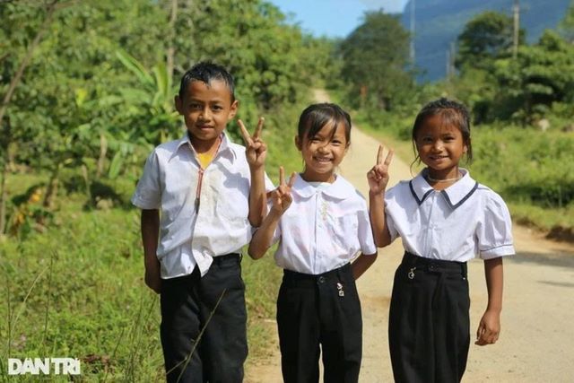 hoc-sinh-dan-toc-thieu-so-quang-tri