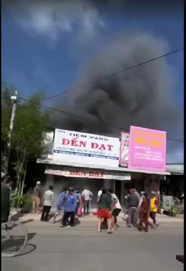 chay-tiem-vang-tphcm