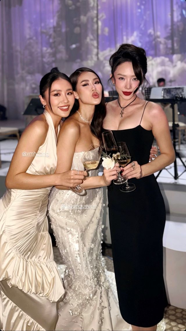 dam-cuoi-tang-thanh-ha8-rs