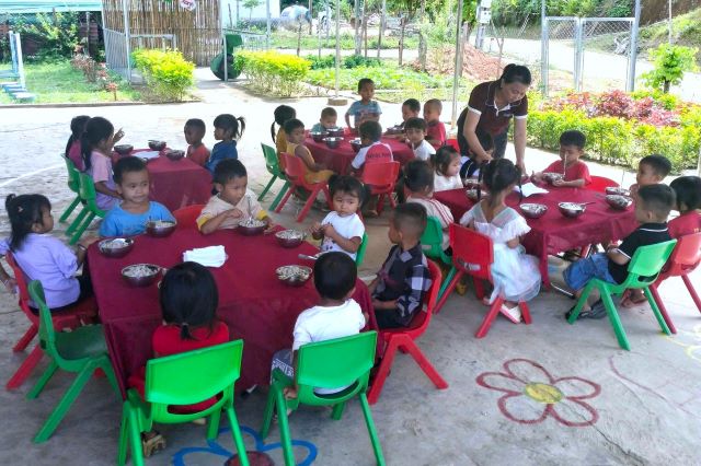 du-an-nuoi-em-nghe-an3rs