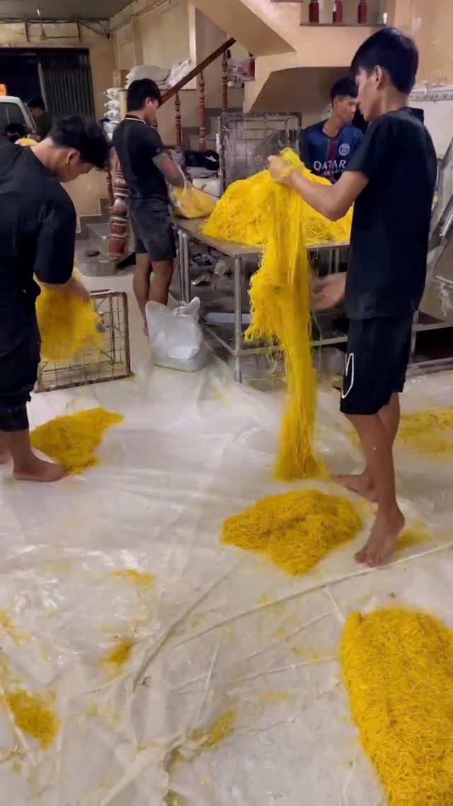 co-so-lam-mi-bang-soi-hoa-chat