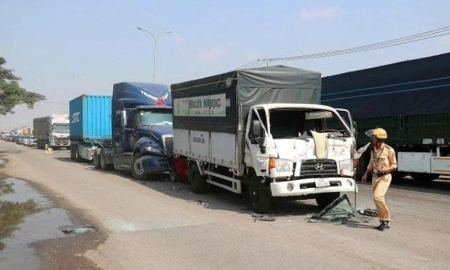 tai-nan-giao-thong-lien-hoan-quoc-lo-51