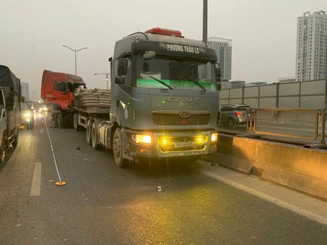 hien-truong-vu-tai-nan-giao-thong-vanh-dai-3