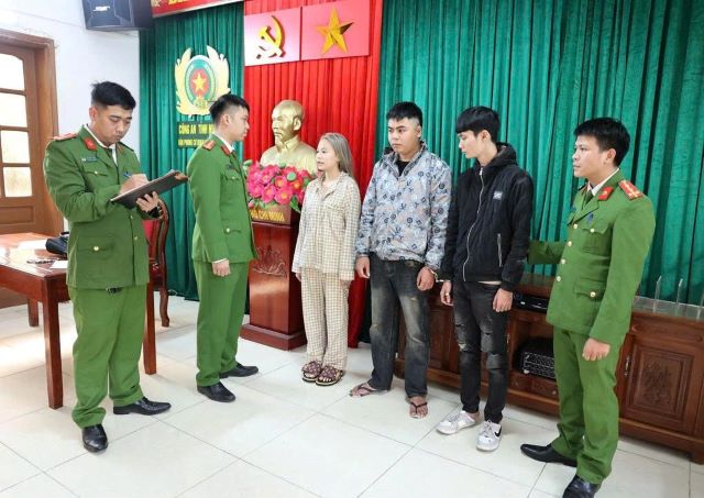 cong-an-tinh-ninh-binh-bat-nhom-doi-tuong-mua-ban-nguoi