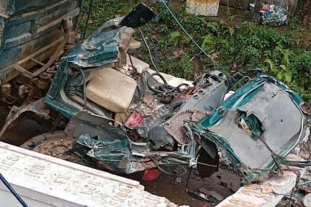 tai-nan-sap-cong-de-len-xe-ben-khien-2-nguoi-tu-vong-3