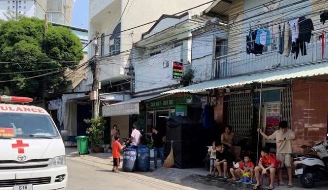 hien-truong-nam-thanh-nien-treo-co-tu-tu-vi-bi-nguoi-yeu-tu-choi-mo-cua