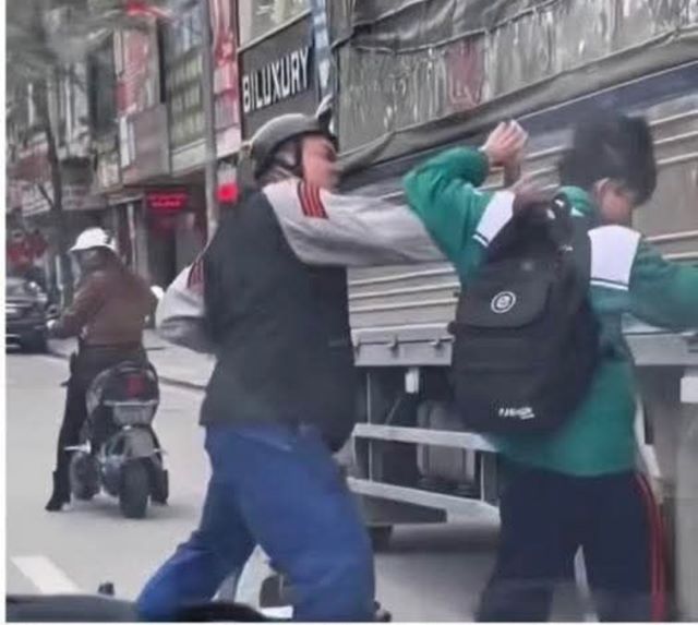 hanh-hung-quang-ninh-1