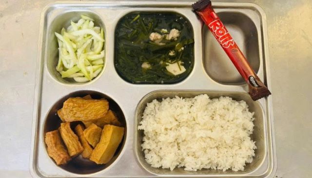 suat-an-ban-tru-truong-tieu-hoc