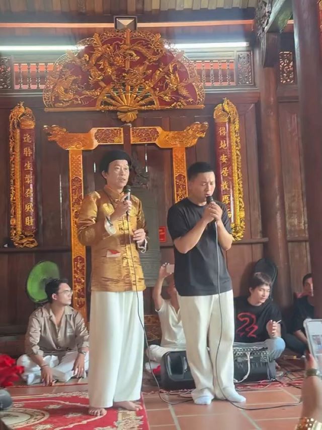 hoai-lam-hoai-linh-2