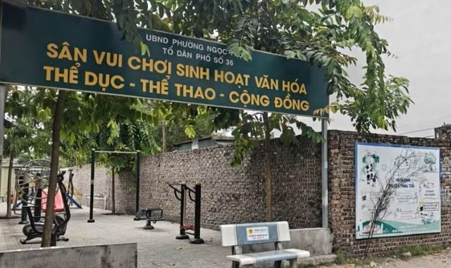 vu-chan-xe-o-to-dap-kinh-ha-noi-2
