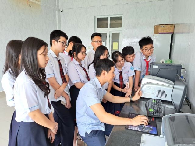 quan-quan-duong-len-dinh-olympia-6