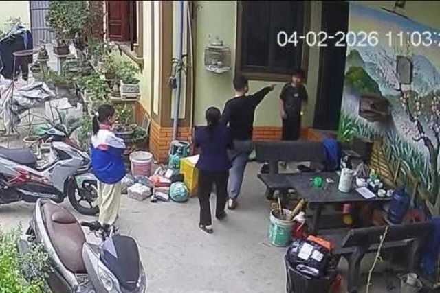 nguoi-dan-ong-den-tan-nha-tac-dong-vat-ly-be-trai-de-tra-dua-cho-con-gai-o-bac-ninh