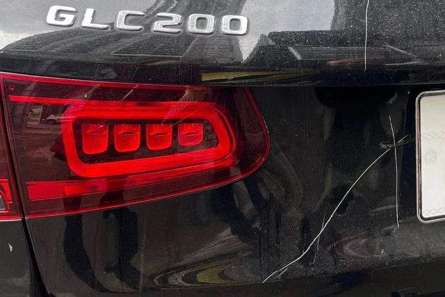 vu-cao-xuoc-xe-mercedes-glc-200-o-to